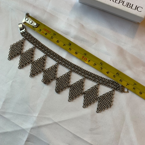 Banana Republic metallic bracelet in brushed nickel tone. - Picture 4 of 8